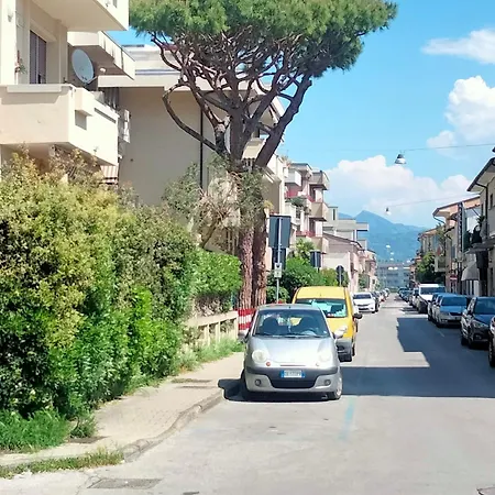 Apartment Viareggio Mare Pineta Relax